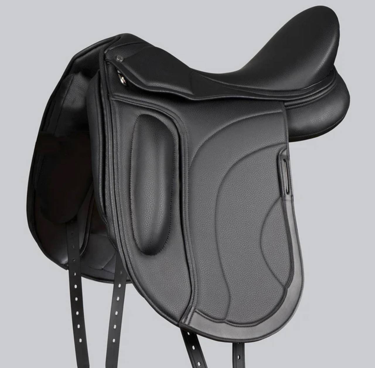 Montpellier Synthetic Dressage Saddle Black