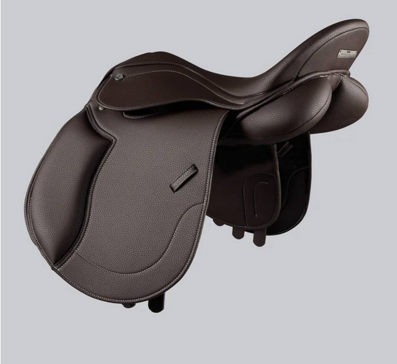 Biarritz Synthetic Pony GP/Jump Saddle Dark Havana - Image 2