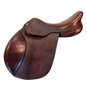 17.5Inch Used Pinnacle Jumping Saddle