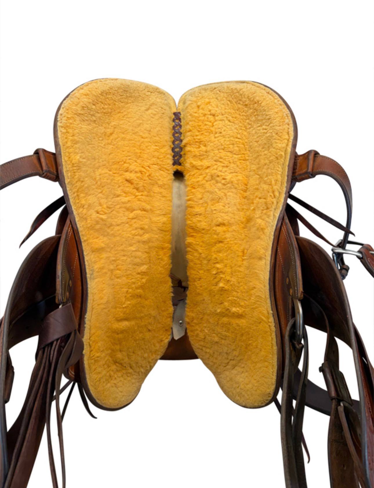 14.5Inch Used C Schwarz Saddler Ranch Saddle - Image 2