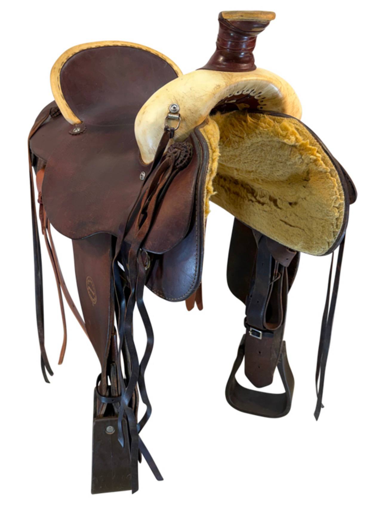 15.5Inch Used Colorado Saddlery Ranch Saddle Medium Tree - Image 3